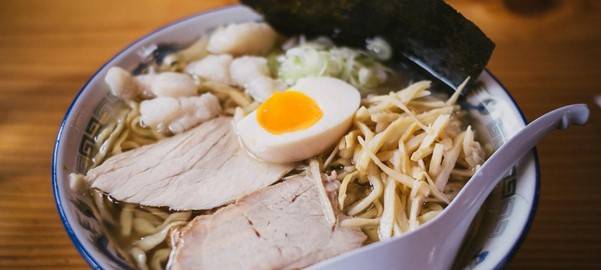 You are currently viewing Gurihnya Bisnis Makanan Jepang, Mulai Pakai Pinjaman 100 Juta Yuk!
