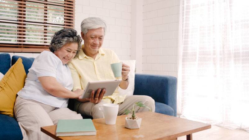 Read more about the article 5 Cara Mempersiapkan Dana Pensiun, Buka Rekening Online Aja!